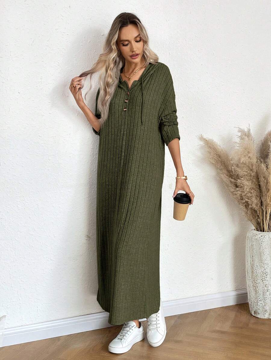 SHEIN LUNE فستان سويتر كاجوال بغطاء رأس وأزرار