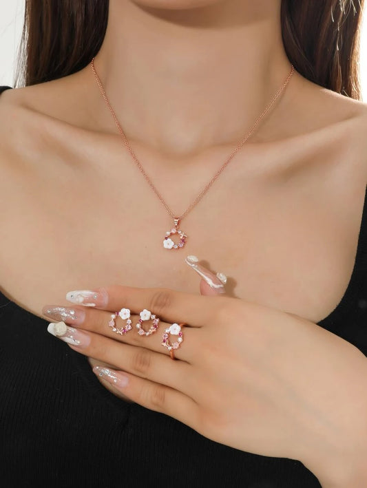 SHEIN طقم 4 قطع مزين بالأزهار وأحجار الزركونيا