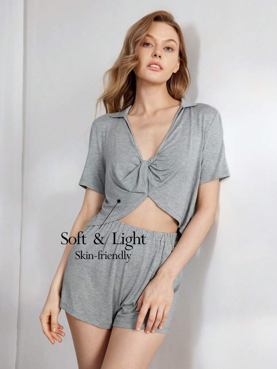 SHEIN Leisure طقم ملابس منزلية للنساء بتصميم عقدة مريح