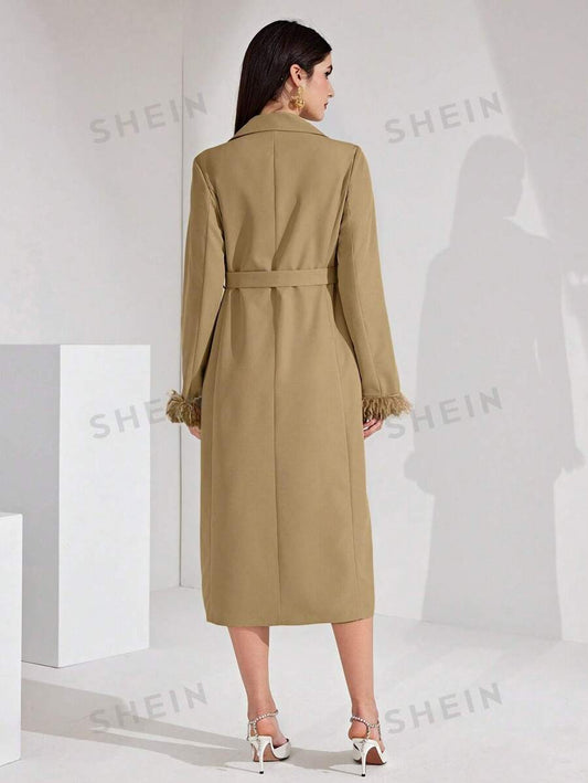 SHEIN Modely معطف نسائي بأزرار مزدوجة وأصفاد بكرات شعر مع تصميم لوحة الأقمشة المختلطة