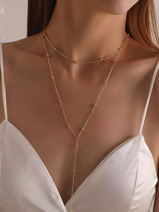 SHEIN قلادة ذهبية مطرزة بالخرز