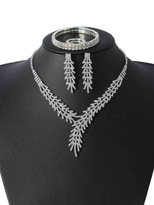 SHEIN طقم 4 قطع كريستال بتصميم تاج (قلادة، أقراط، خاتم، سوار)