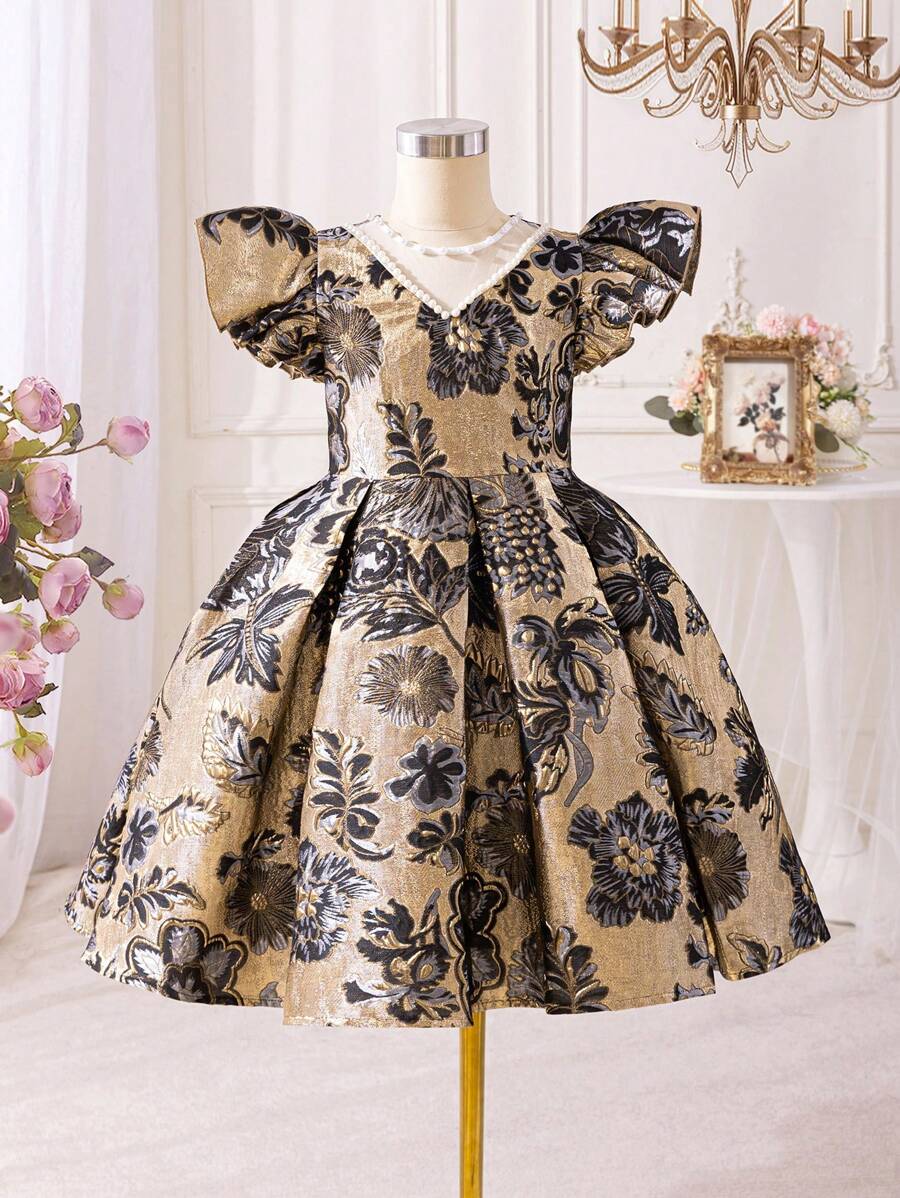 SHEIN Kids فستان بنات مخملي جاكار مزين باللؤلؤ والخرز، ذو أكمام طائرة للفتيات الصغيرات
