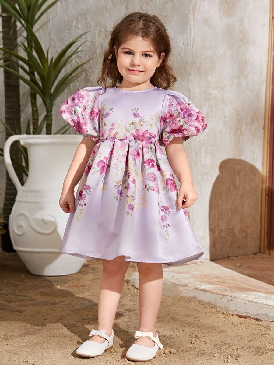 SHEIN Kids فستان بنات نقش الزهور بأكمام منتفخة للفتيات الصغيرات