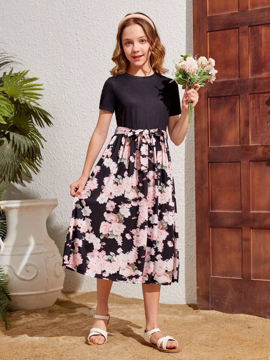 SHEIN Kids فستان بنات كاجوال متكامل بأكمام مستديرة وطبعات زهور مشتركة لفتيات المراهقات
