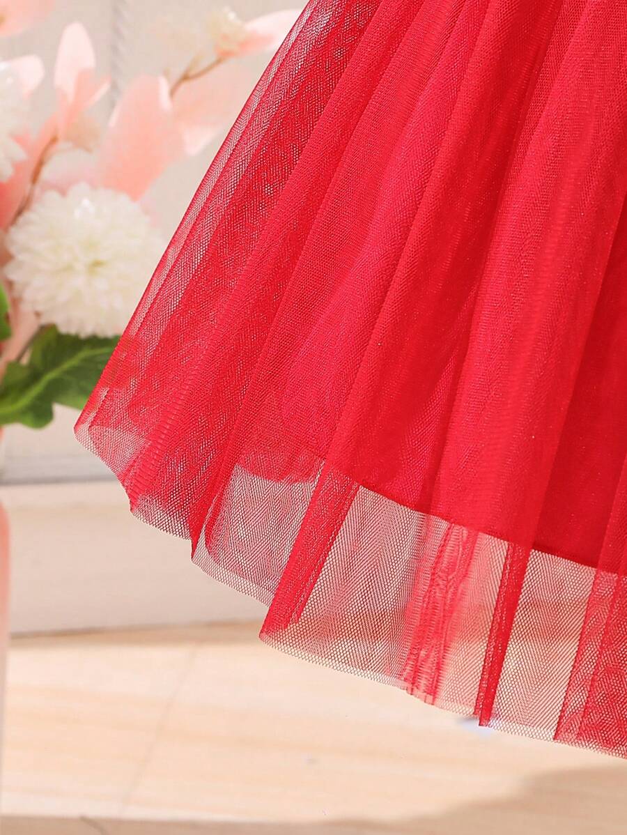 SHEIN Kids فستان بنات فتاة صغيرة بأكمام منتفخة وتطريز وتفاصيل من الشبكة