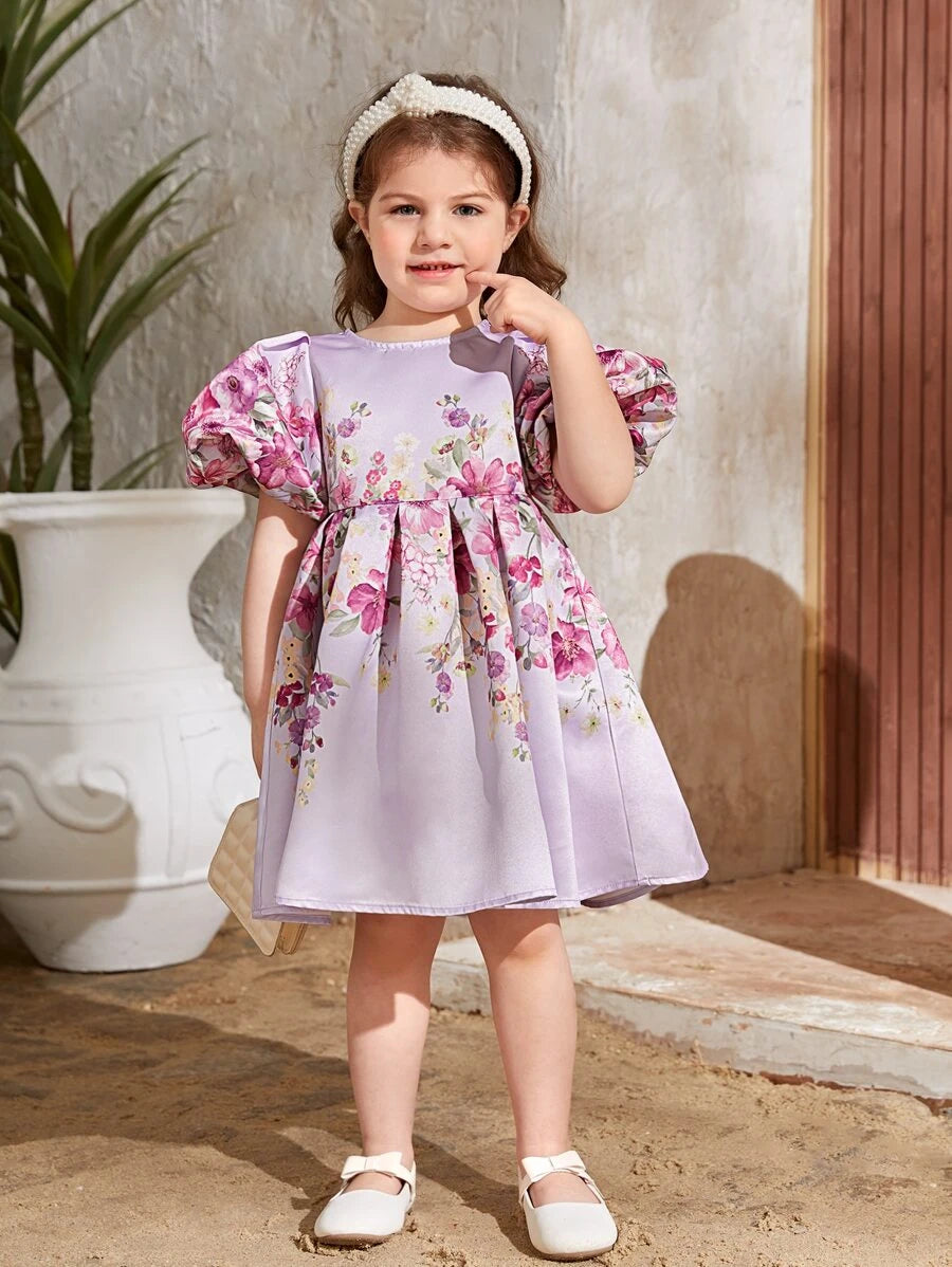 SHEIN Kids فستان بنات نقش الزهور بأكمام منتفخة للفتيات الصغيرات