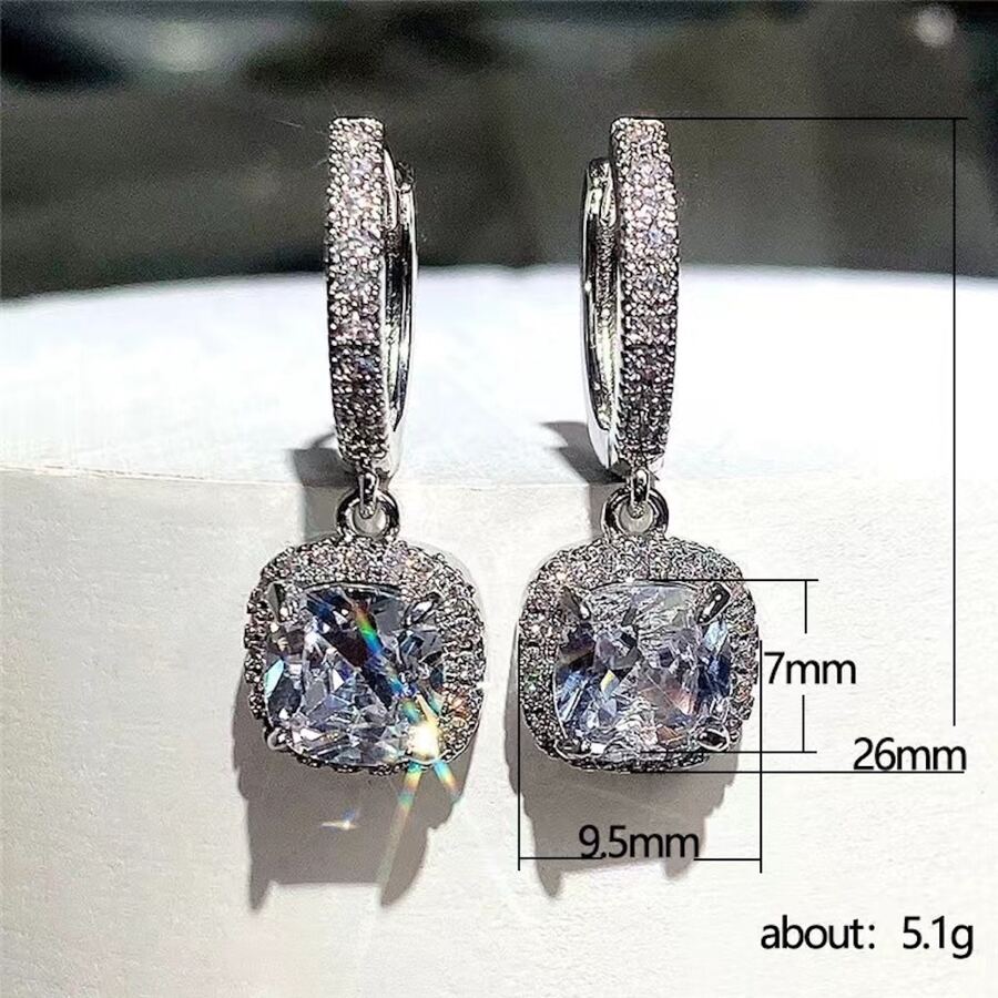 SHEIN طقم أقراط مربعة بزركونيا مطلية بالفضة