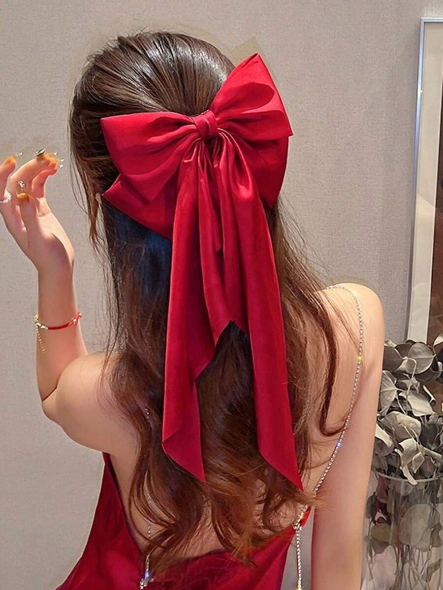 SHEIN مشبك شعر ساتان بتصميم فراشة كبيرة