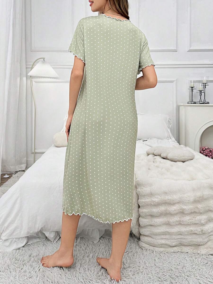 SHEIN فستان نوم طويل بطبعة منقطة مع حافة برسيم