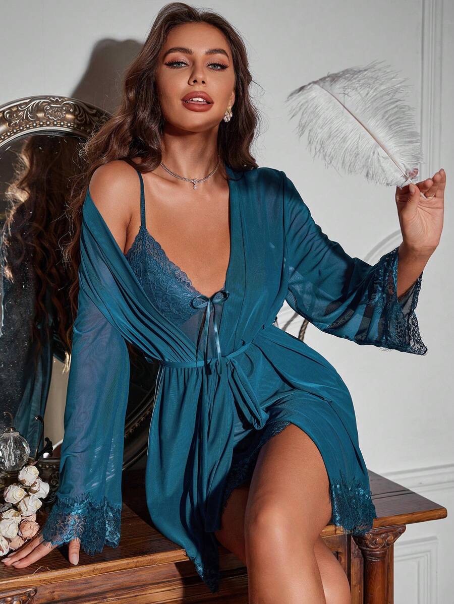 SHEIN طقم نوم أنيق من بتطريز دانتيل متباين