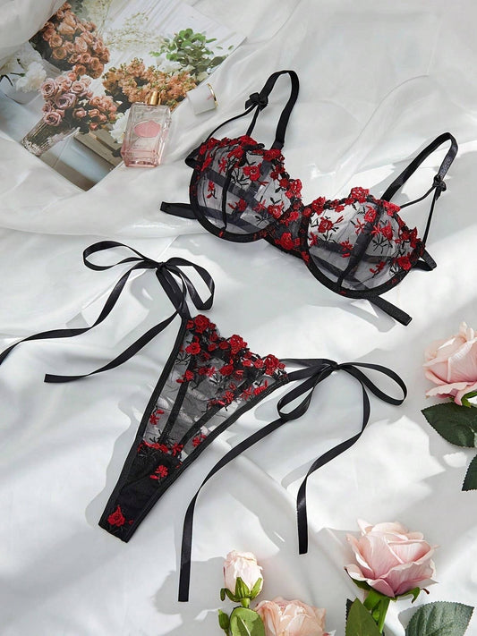 SHEIN طقم ملابس داخلية أسود مطرز بشفاف – قطعتين