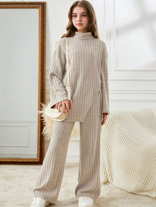SHEIN بدلة كاجوال لصبايا المراهقات مكونة من 2 قطعة: ملابس علوية كشكش خفيفة مع اكمام طويلة وياقة عالية، وبنطال بقصة واسعة للساق. لموسمي الخريف والشتاء، باللون الخاكي