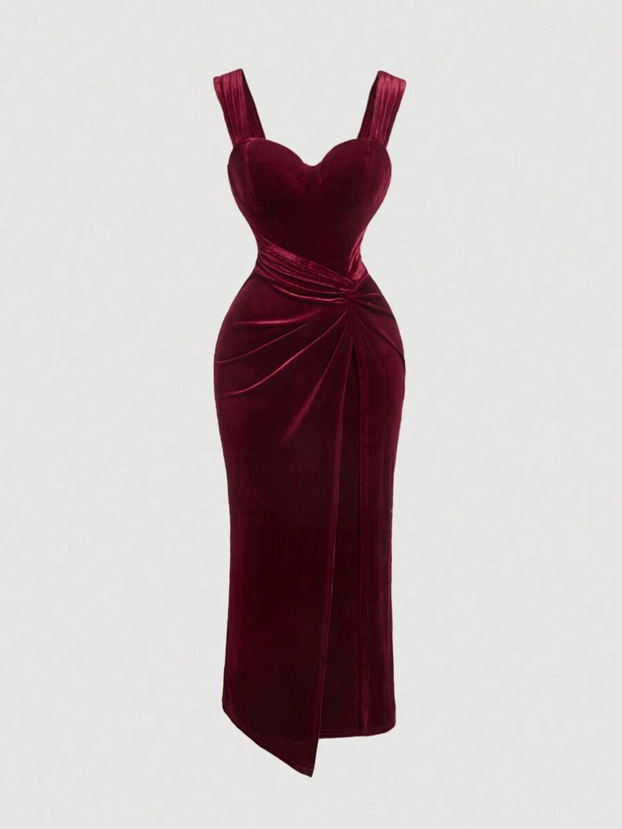 SHEIN MOD فستان أحمر جذاب