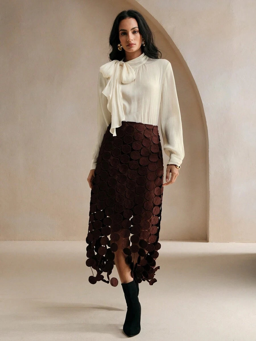 SHEIN Anewsta بلوزة برقبة عالية وربطة عنق فرنسية