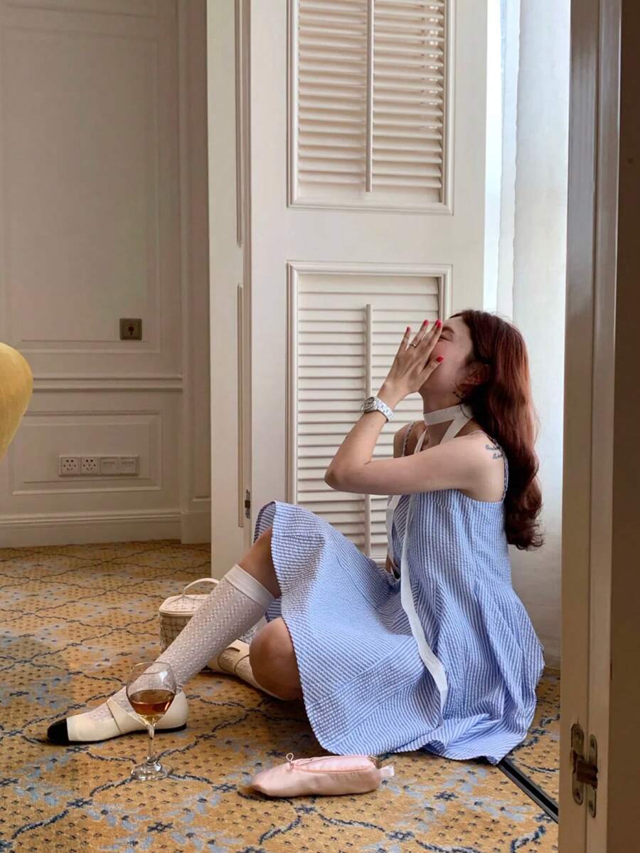 SHEIN حقيبة مستحضرات تجميل كلاسيكية عالية الجودة بتصميم حذاء باليه للسفر والهدايا