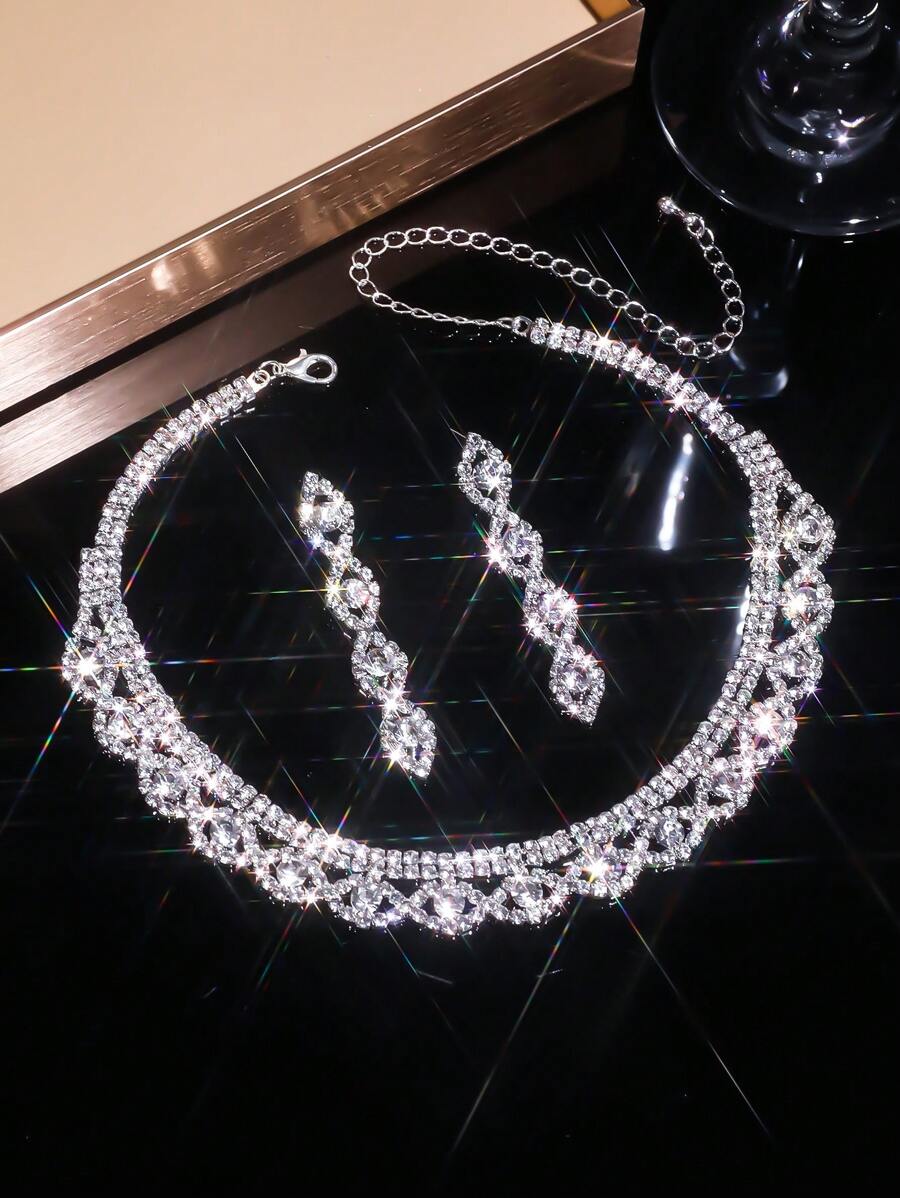 SHEIN طقم مجوهرات العروس قلادة وأقراط لامعة أنيقة