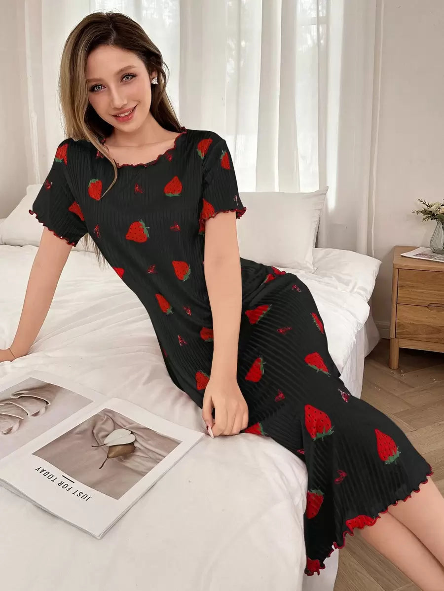 SHEIN فستان نوم قصير بأكمام قصيرة وياقة مستديرة