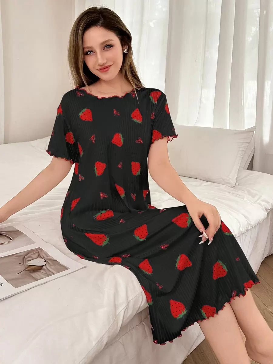 SHEIN فستان نوم قصير بأكمام قصيرة وياقة مستديرة