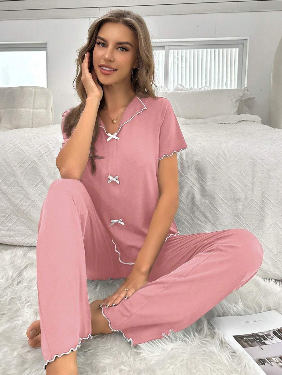 SHEIN مجموعة ملابس نوم للنساء بشكل فراشة بألوان متباينة