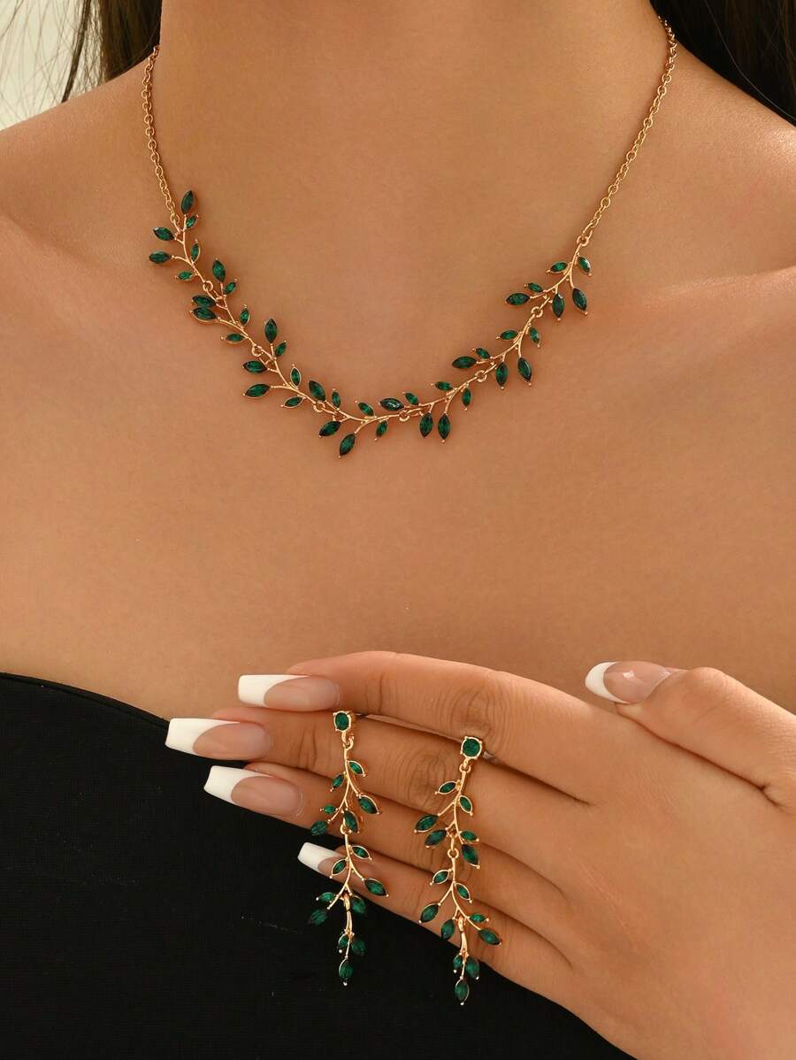 SHEIN طقم مجوهرات خضراء 3 قطع بزمرد بلوري