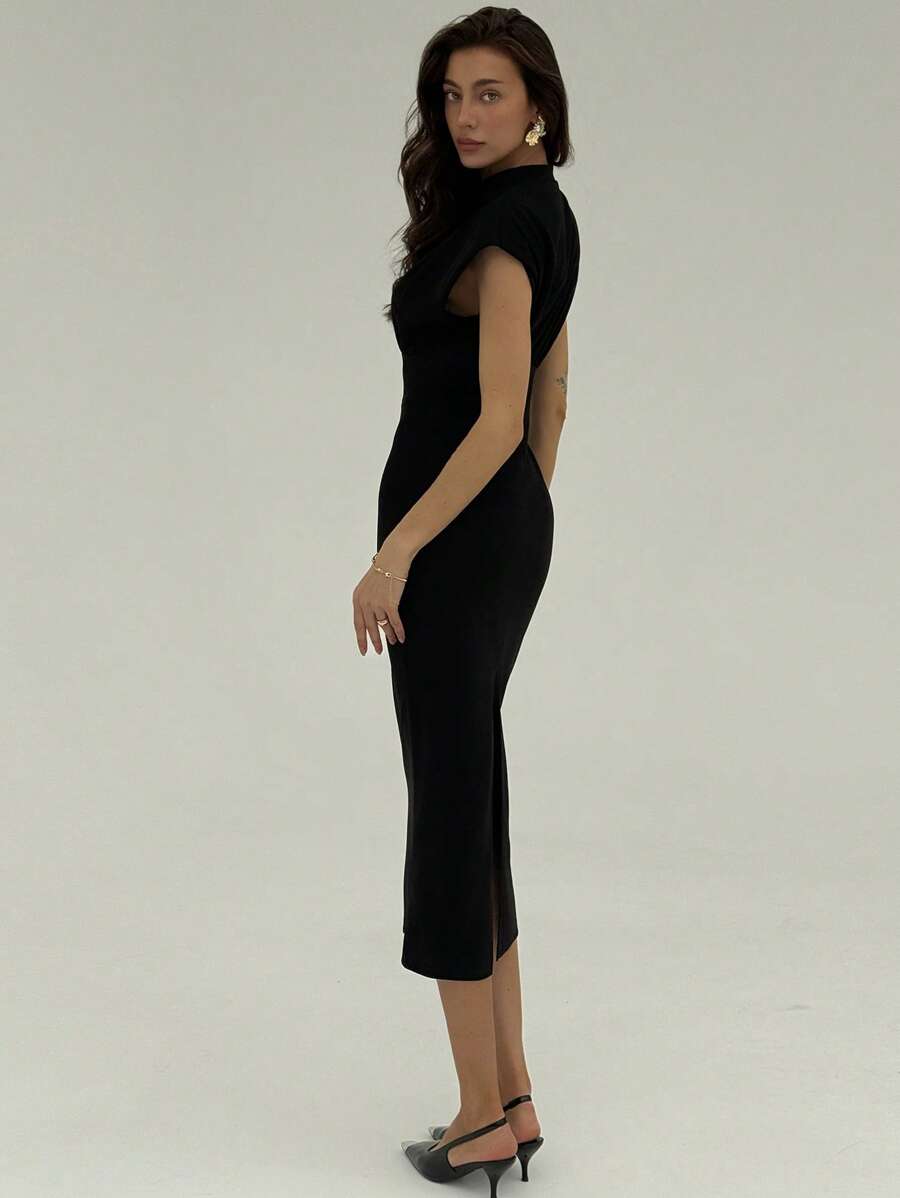 SHEIN Aloruh فستان اسود متوسط الطول بأكمام دولمان وياقة