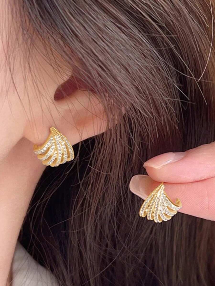 SHEIN زوج أقراط أنيقة بزركونيا مكعبة