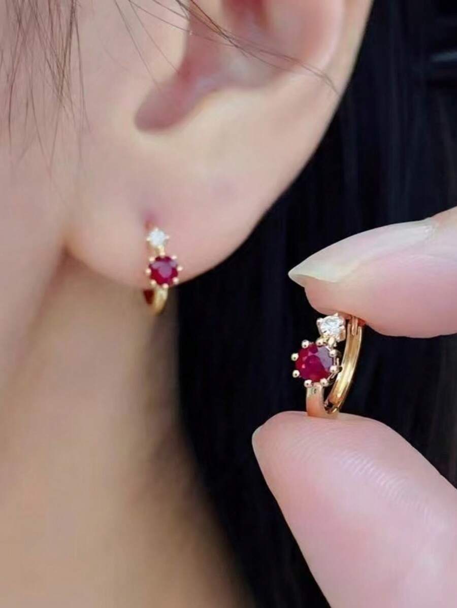 SHEIN زوج أقراط حلقية ناعمة مرصعة زركونيا