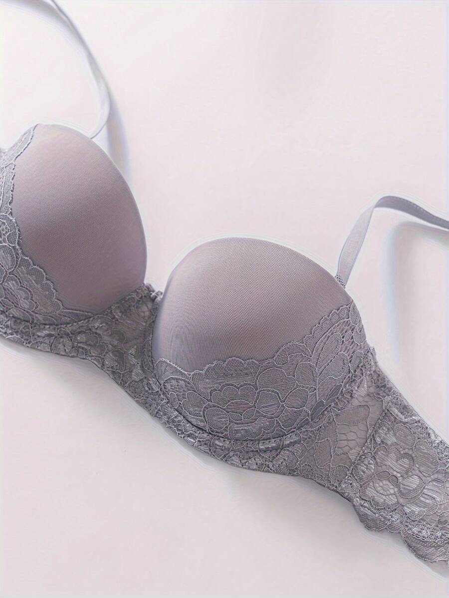SHEIN صدريات نسائية 3 قطع تطريز دانتيل