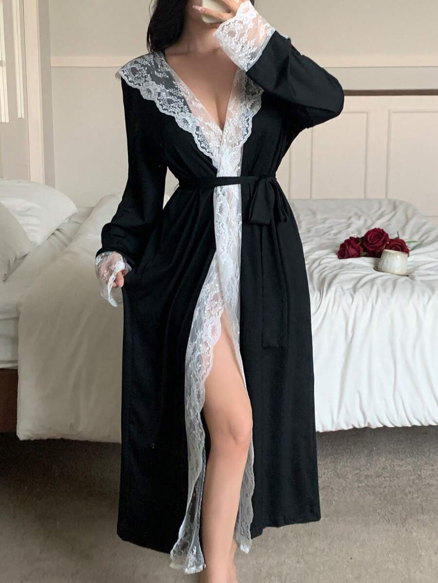 SHEIN رداء حمام أنيق من الدانتيل والرقع