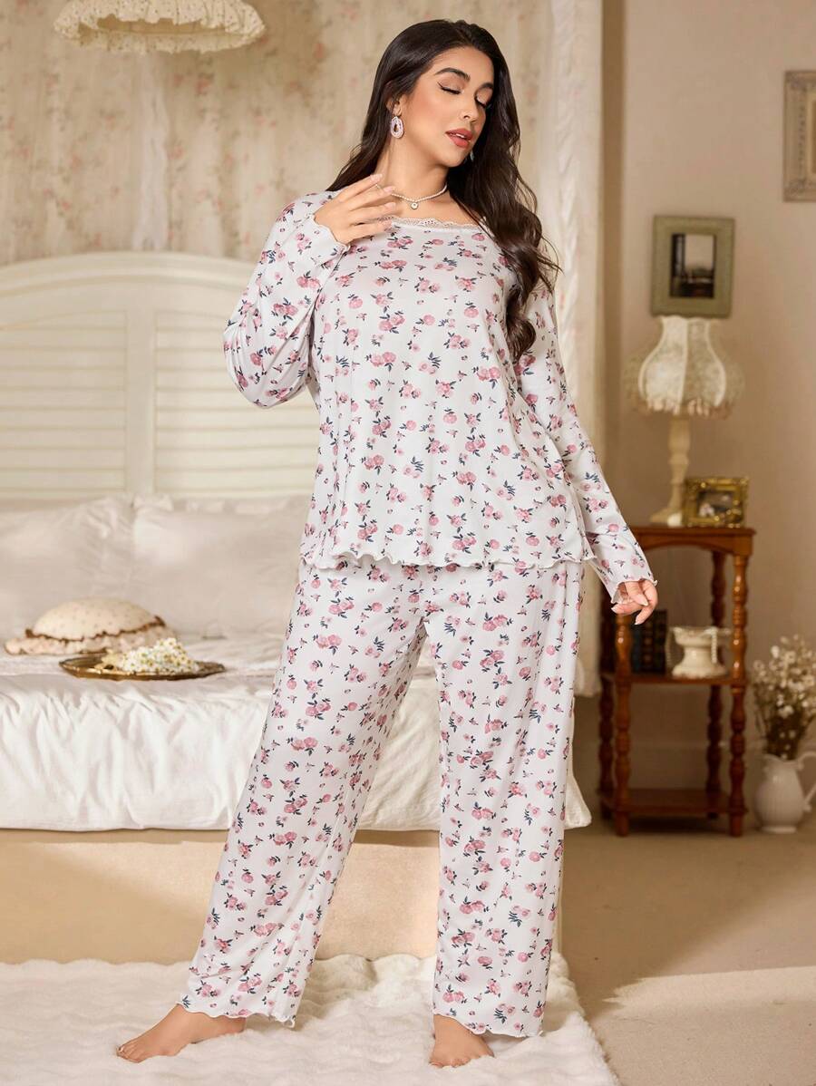 SHEIN CottageSlumber طقم بيجامة دانتيل زهرية ناعمة