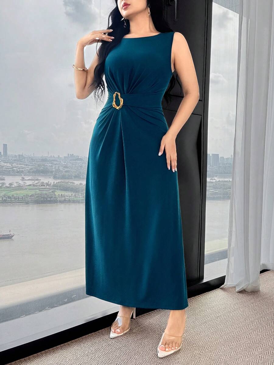 SHEIN Feyla فستان مزين عند الخصر المجعد والمقنع