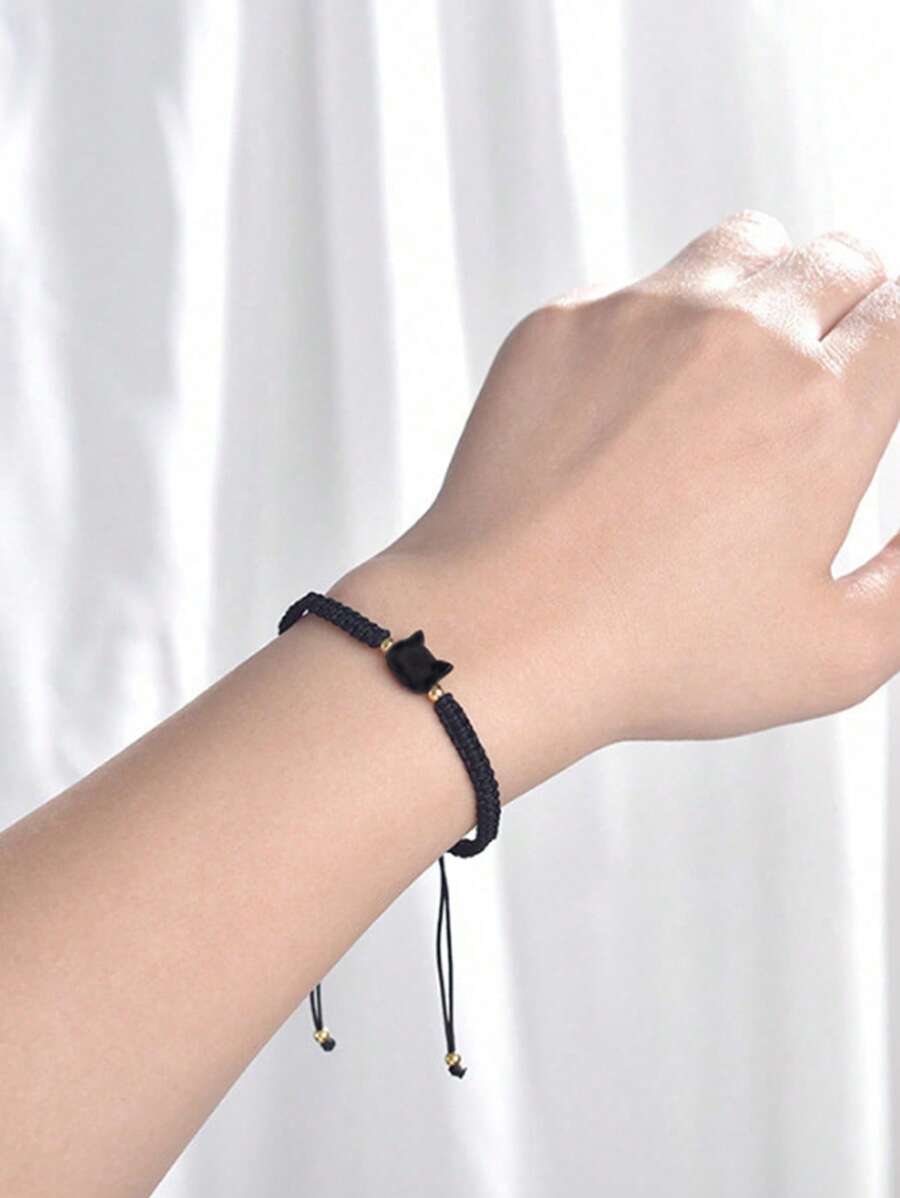 SHEIN مجموعة أساور 2 قطعة مزينة بتميمة قطة سوداء
