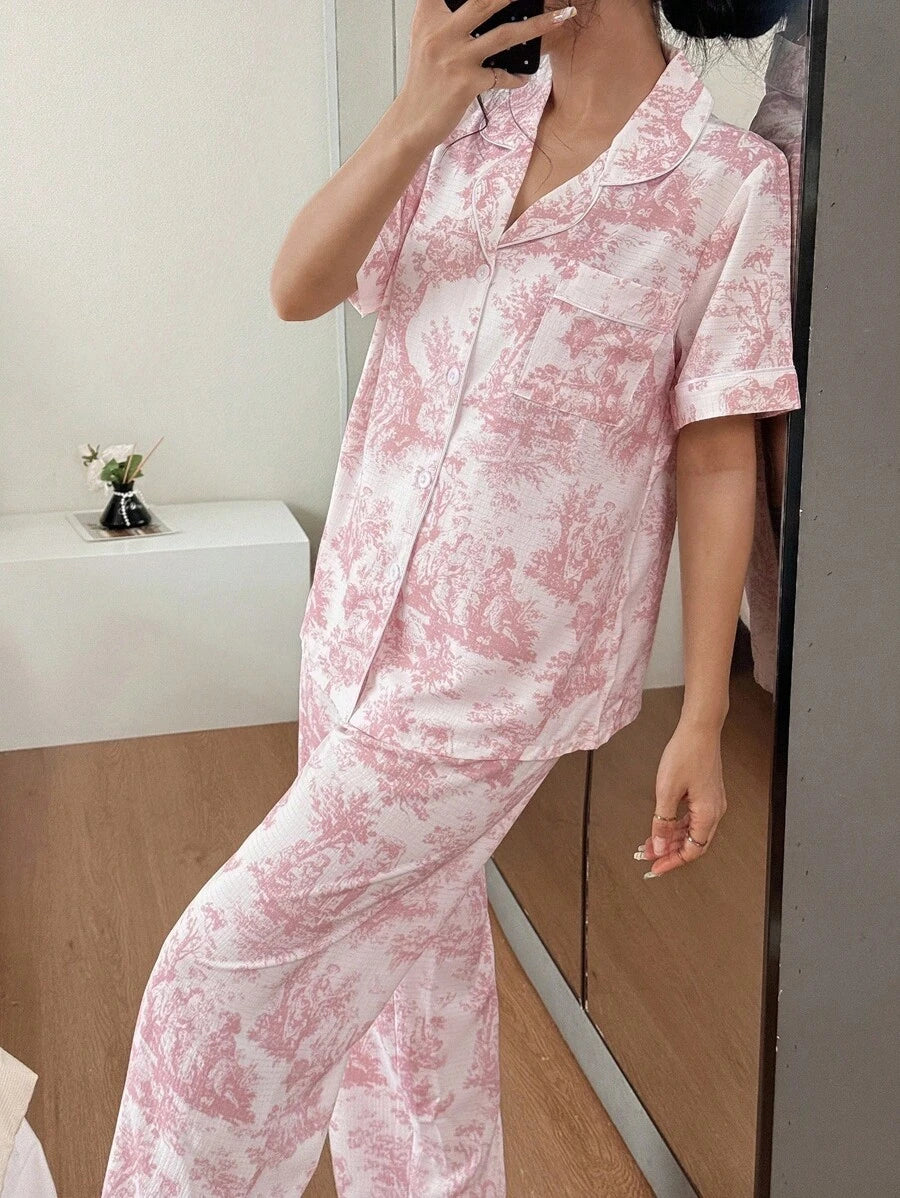 SHEIN بيجامة قصيرة الأكمام مطبوعة بياقة مفتوحة