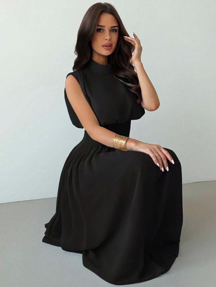 SHEIN Firerie فستان ماكسي اسود بخصر مشدود وياقة عالية