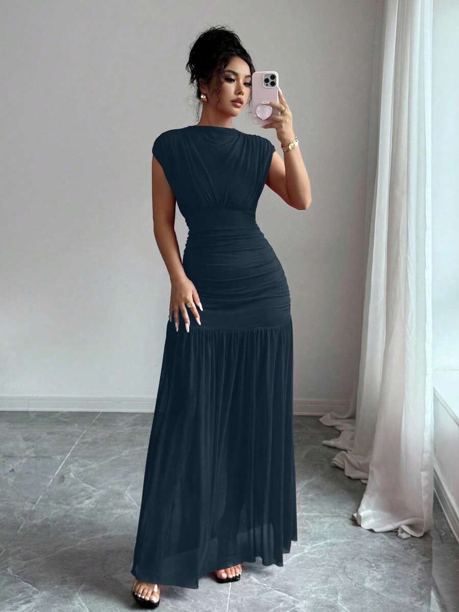 SHEIN Elenzga فستان طويل كحلي بدون أكمام