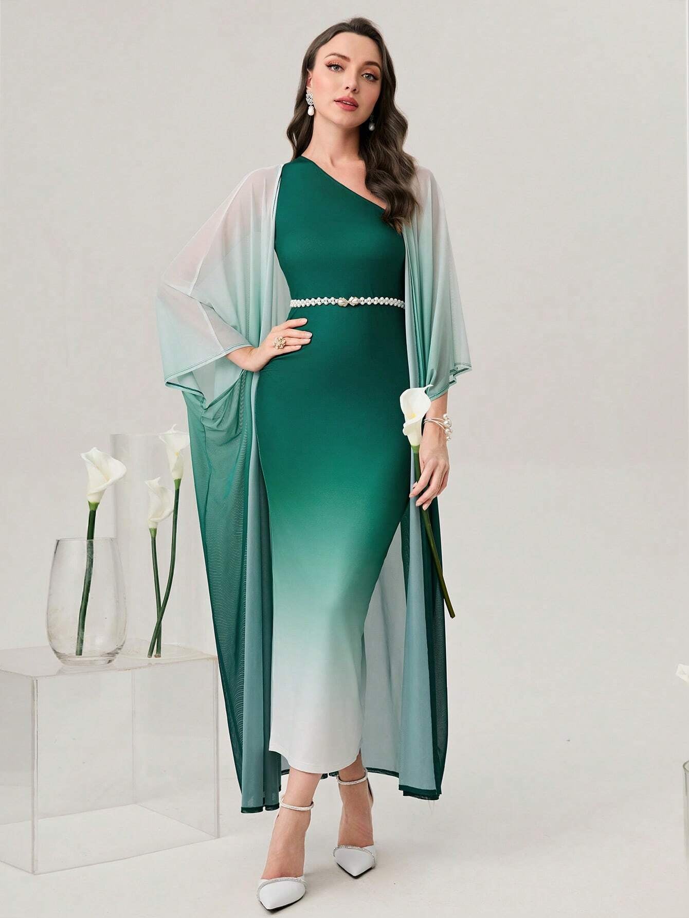 Modely Ombre Shoulder Sloping Dress with Coat Evening Dress