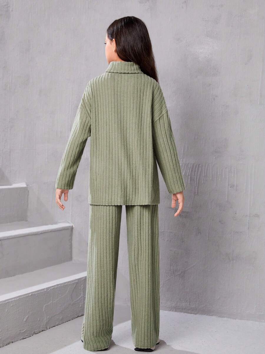 SHEIN تي شيرت منخفض الاكتاف ياقة دائري مع بنطلون بنت طفل