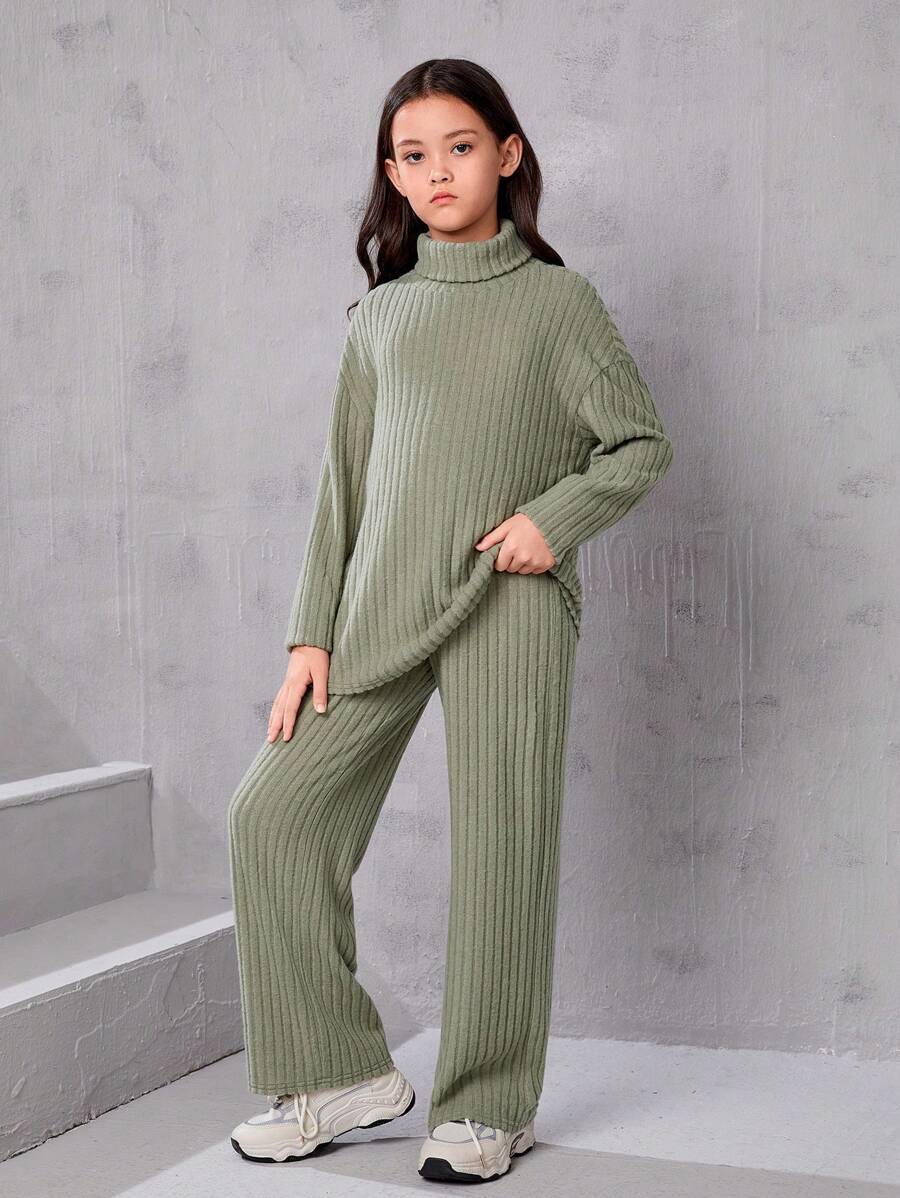 SHEIN تي شيرت منخفض الاكتاف ياقة دائري مع بنطلون بنت طفل