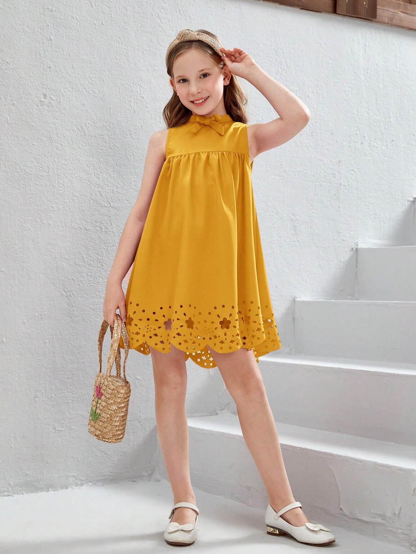 Tween Girl'S Woven Burn-Out Waves Printed Sleeveless Dress with Ruffle Stand Collar, Perfect for Vacation