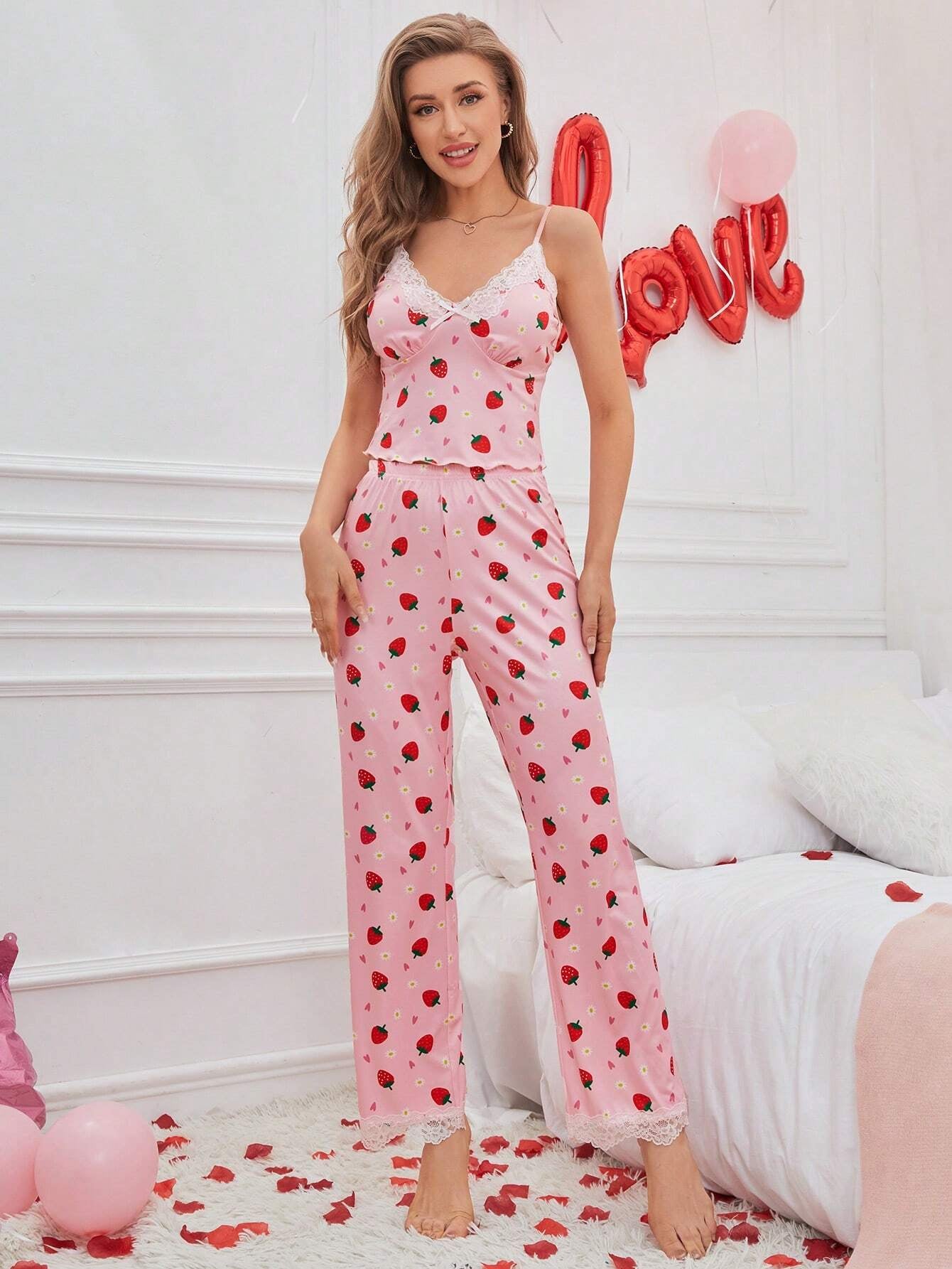 Women'S Sleepwear Set with Strawberry Print