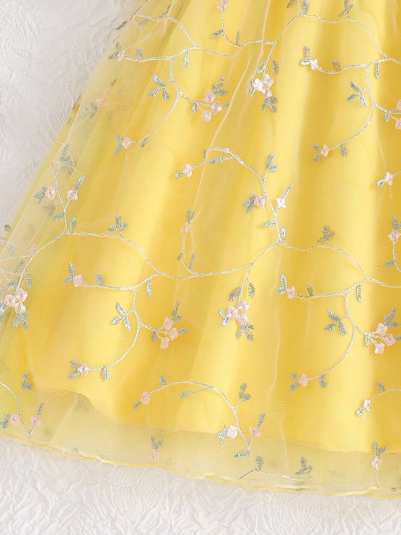 Young Girls' Mesh Embroidery Dress with Ruffle Hem