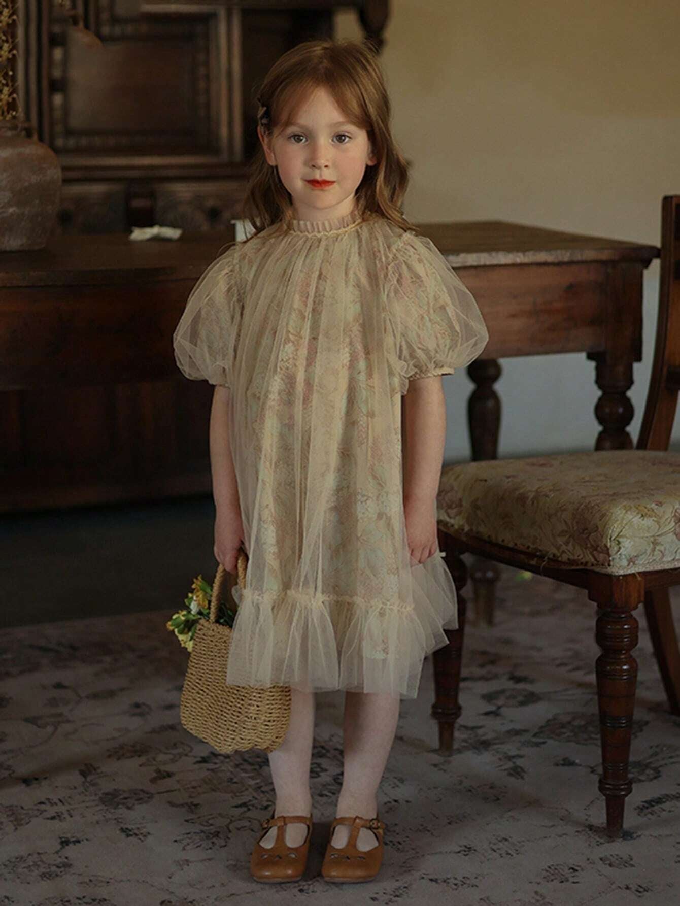 Young Girls' Vintage Floral Patchwork Mesh Bubble Sleeve Dress with Print, Casual Style