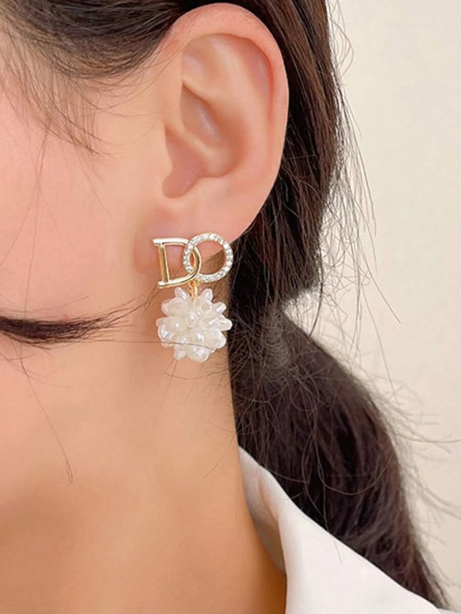 SHEIN أقراط زهور وحروف وزركون