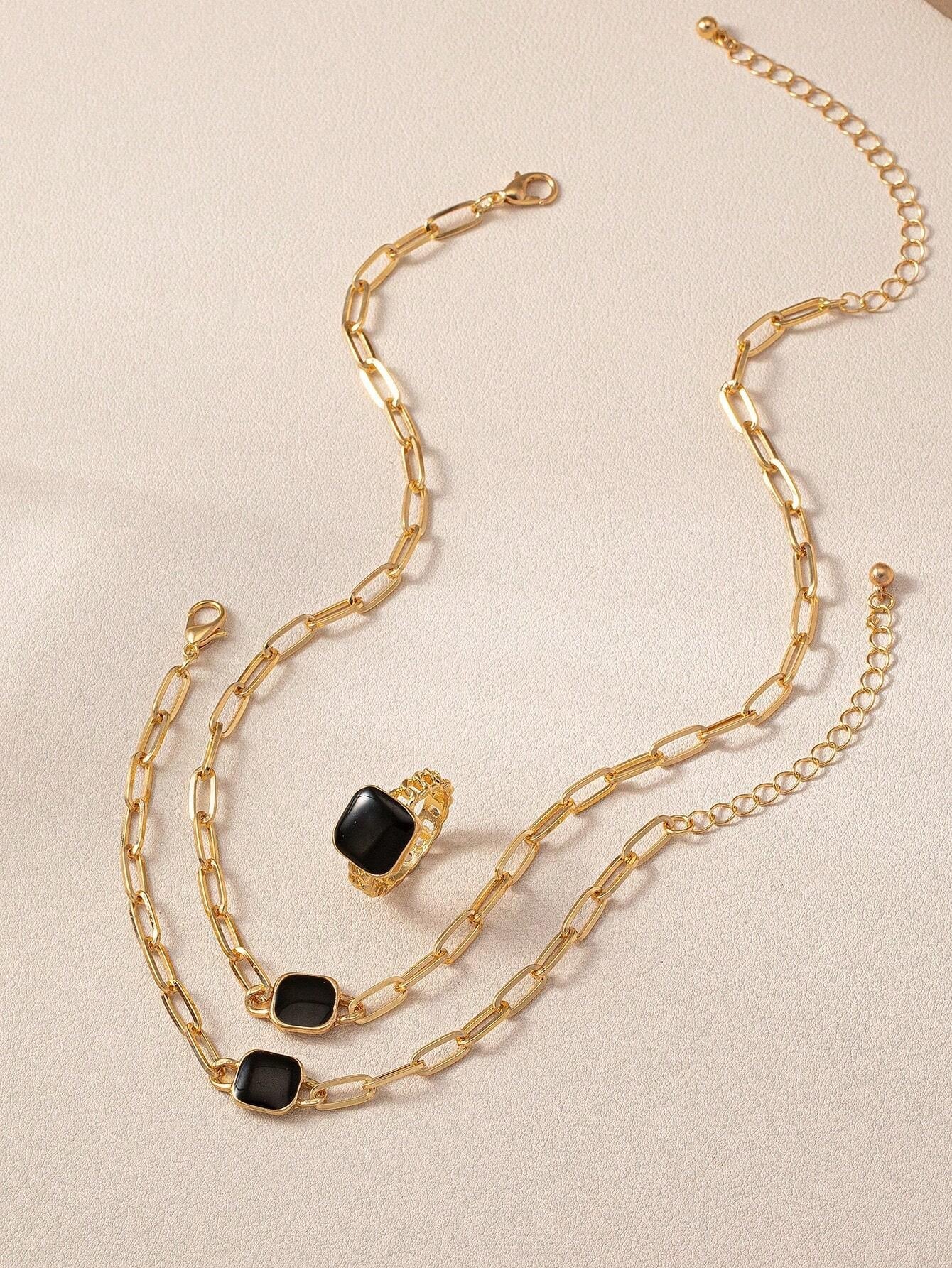 A Set of Black Square Necklaces, Bracelets, Rings, Retro Fashion Sets