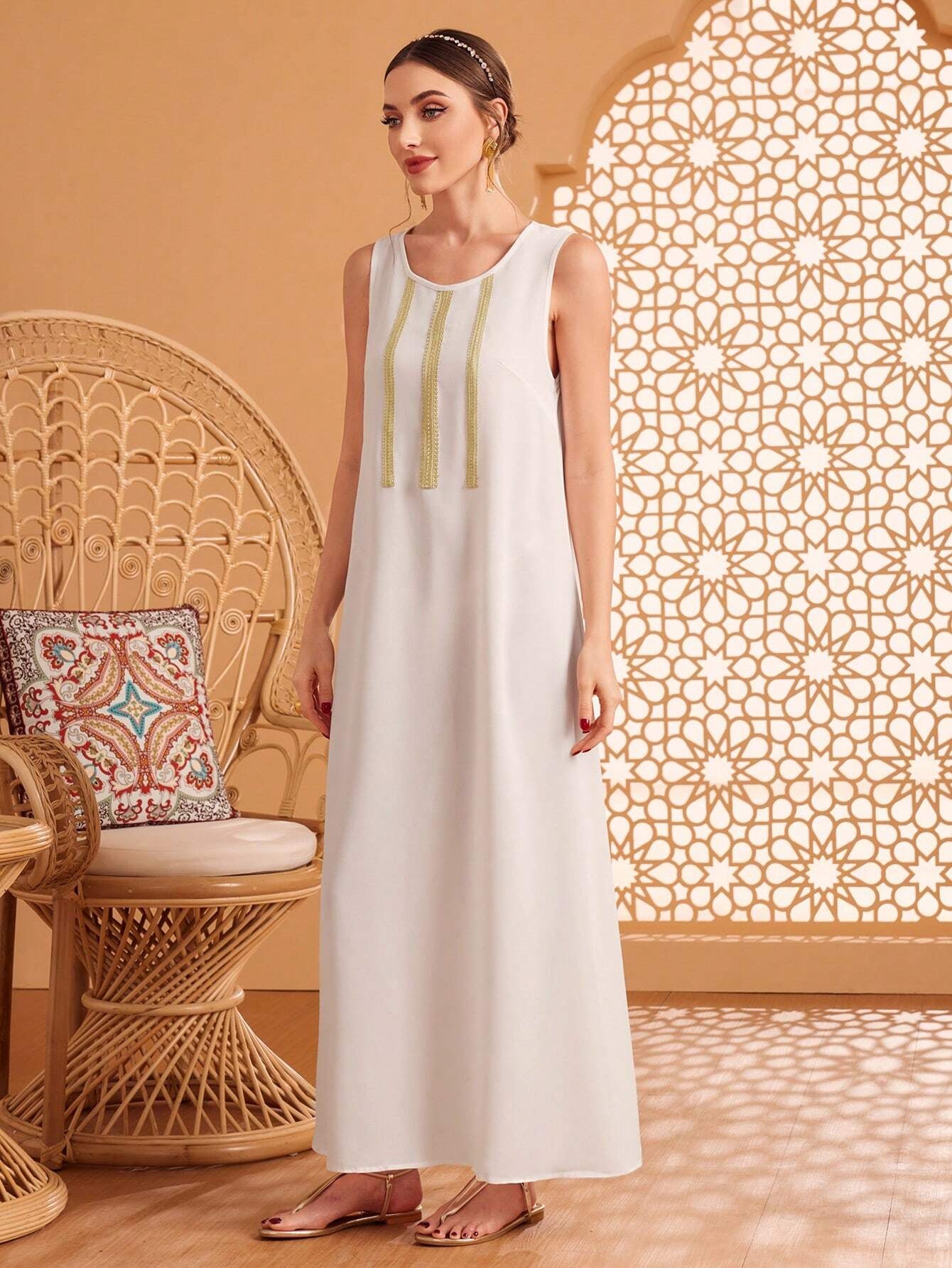 Najma Women'S Embroidered Tape Dress and Solid Color Coat