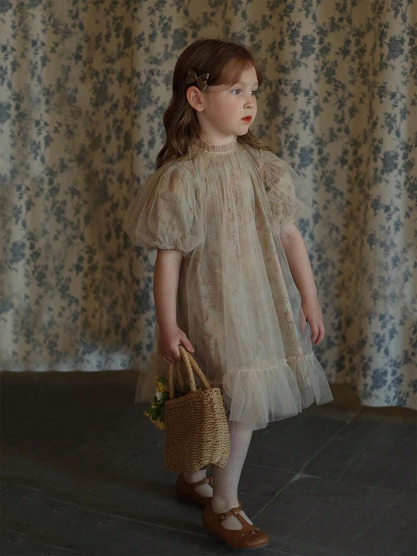 Young Girls' Vintage Floral Patchwork Mesh Bubble Sleeve Dress with Print, Casual Style
