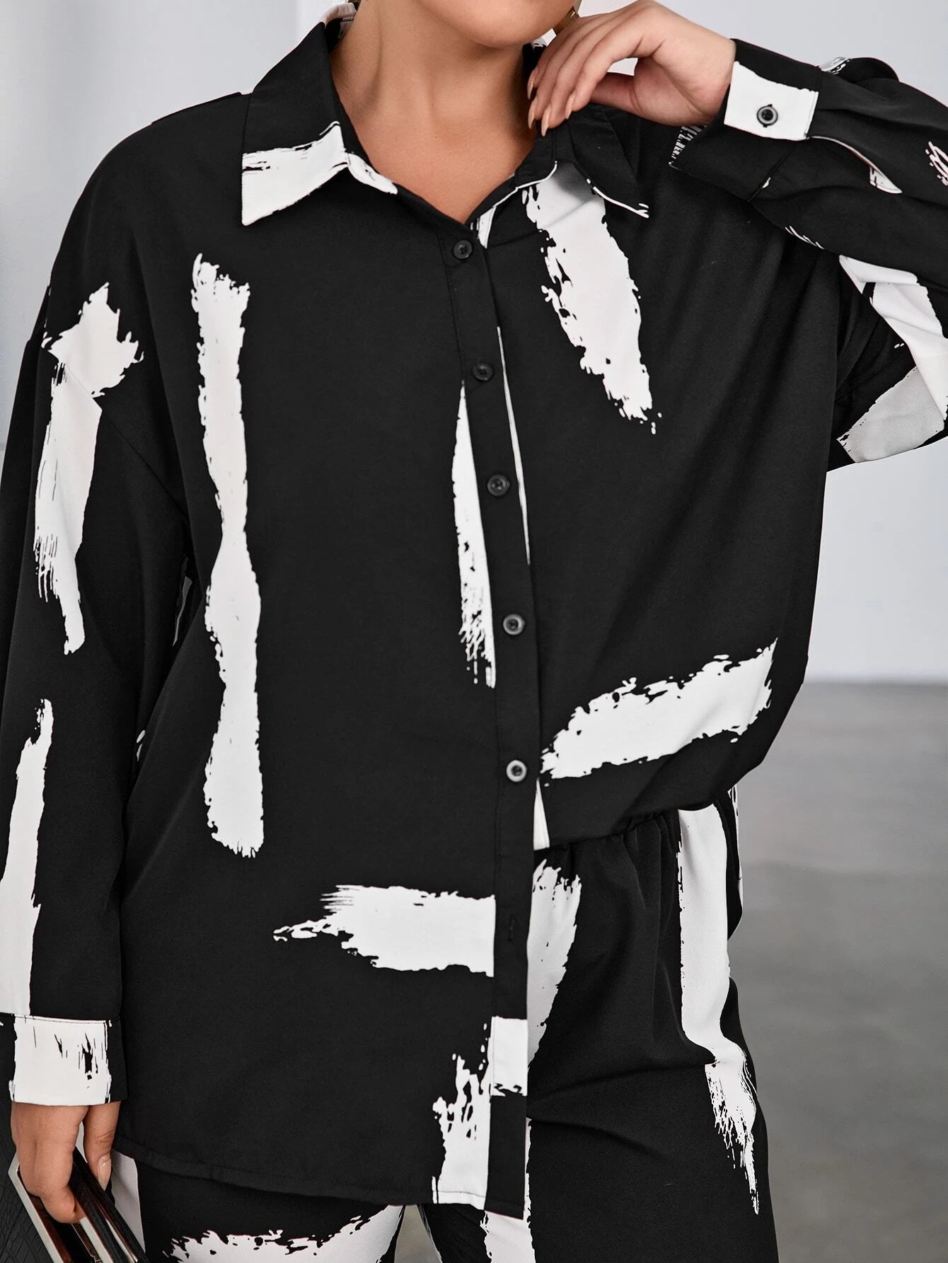 Privé plus Graphic Print Drop Shoulder Shirt & Pants