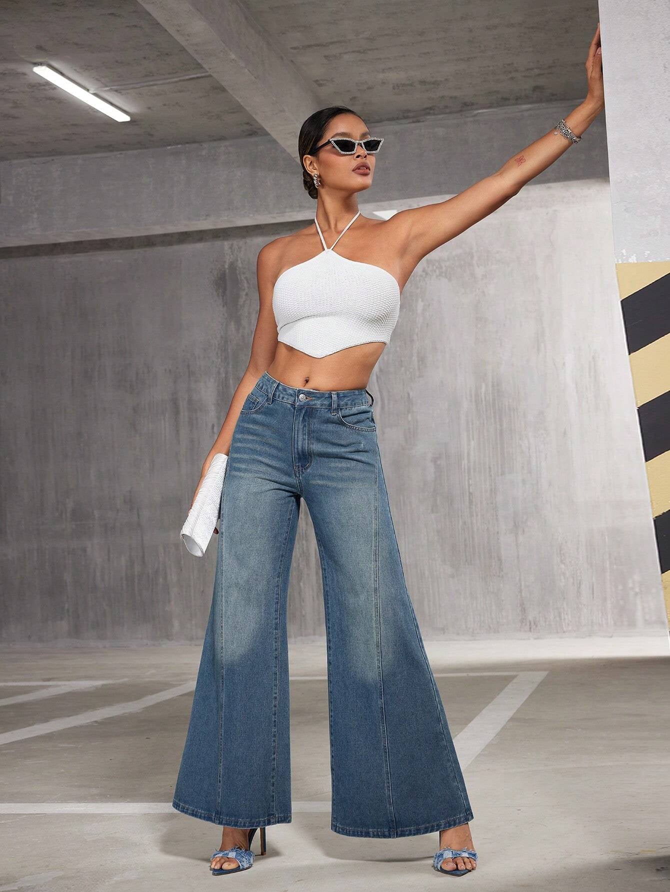 Privé Washed Flared Jeans