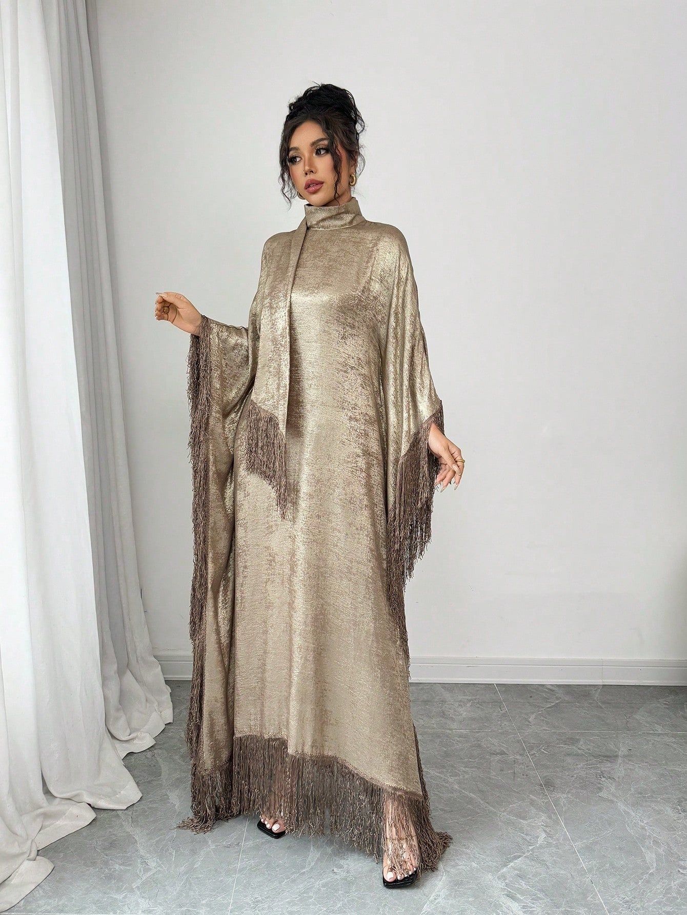 SHEIN Rafferiza فستان أنيق بفتحة رقبة واسعة وأطراف مهترئة
